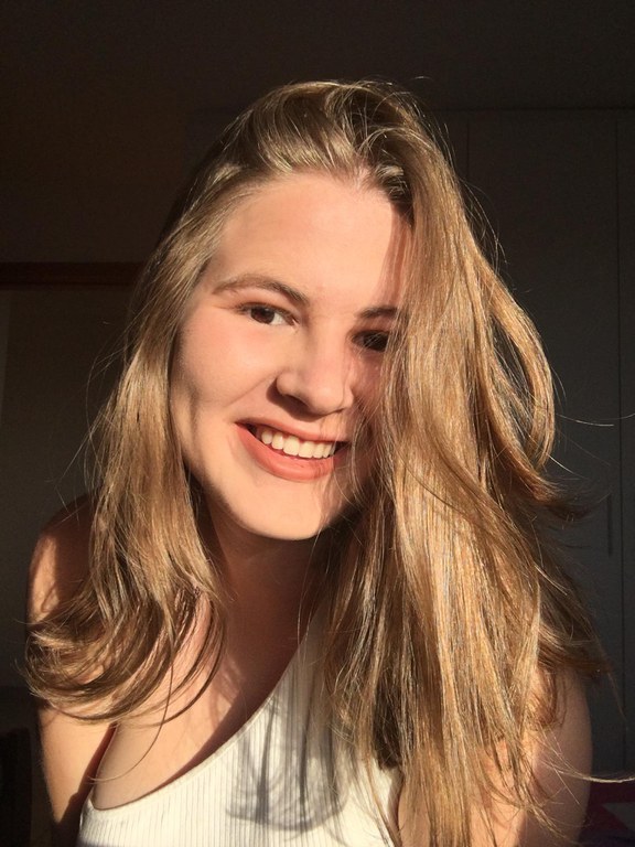 Laura Maria de Sousa .jpg